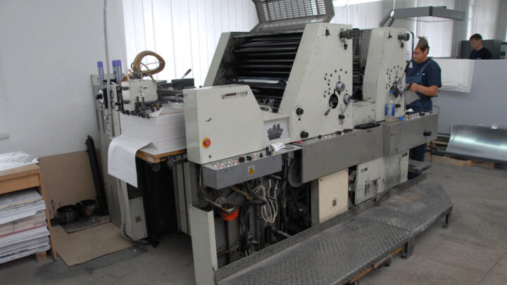 adast-725-printing-machine